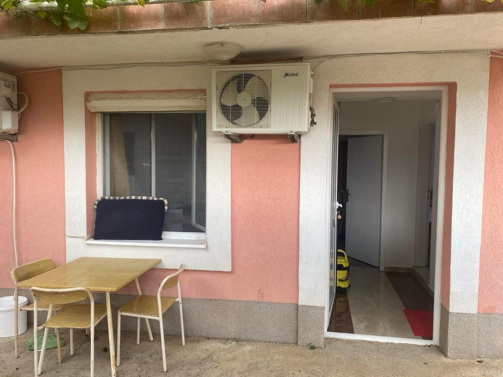 Musovic Apartament Bar